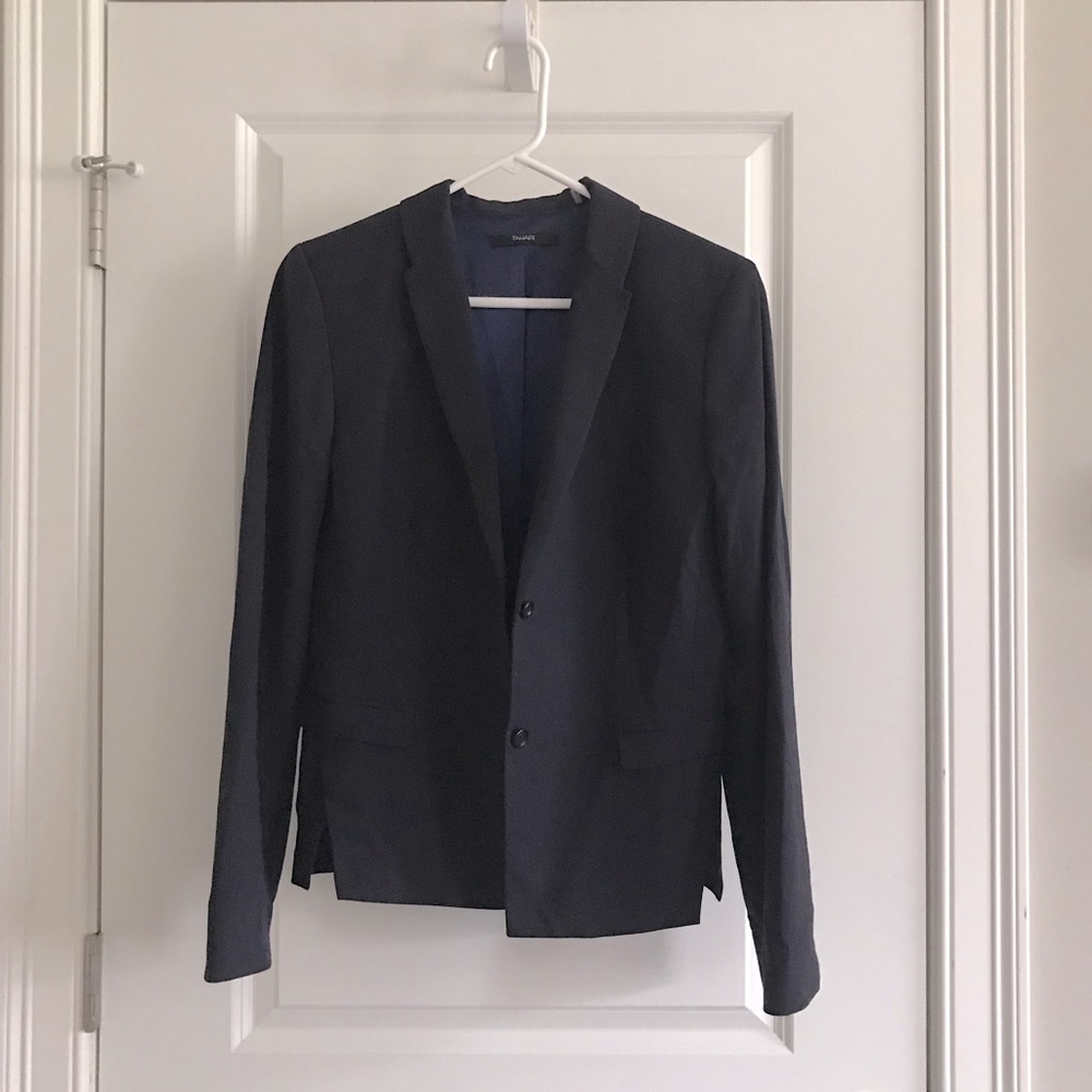 Tahari blazer in navy, size 12.